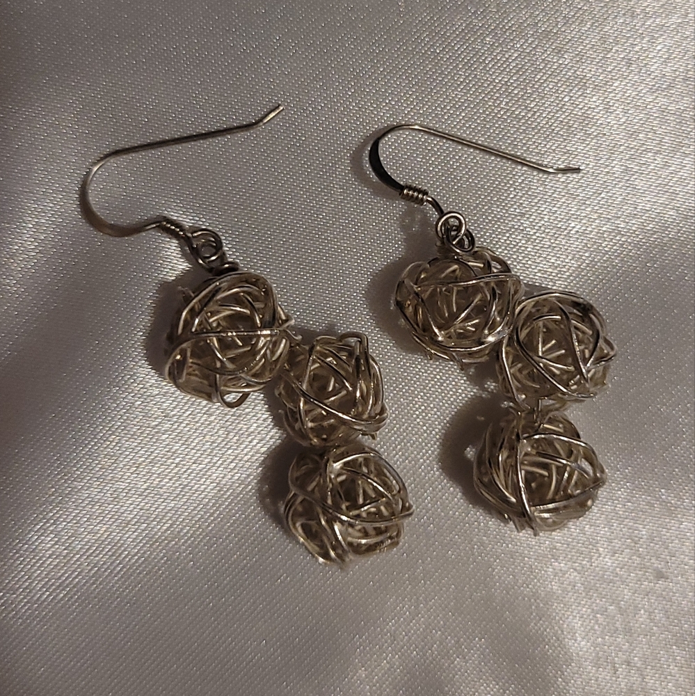 Silver Wire Knot Earrings